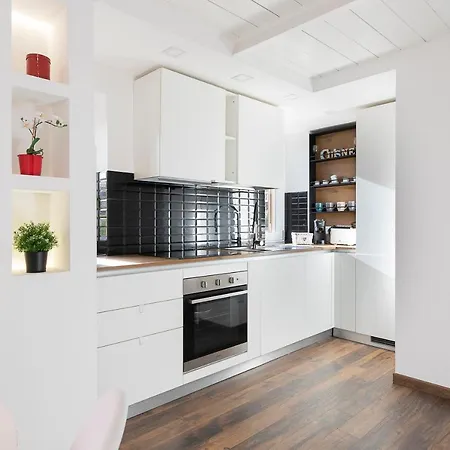 Apartment Elegant Statuario *