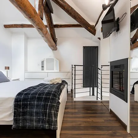 Apartament Elegant Statuario Rzym